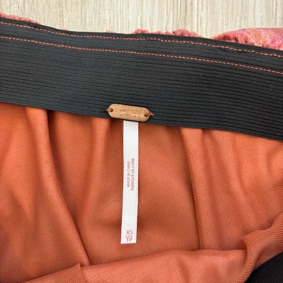 Free People Poets Velvet Sarong Skirt, Size XS, in a Rust Combo, boho - Picture 9 of 9